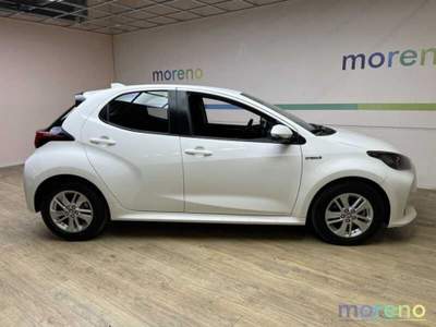 Toyota Yaris 1.5 hybrid Active Bianco usata Faenza