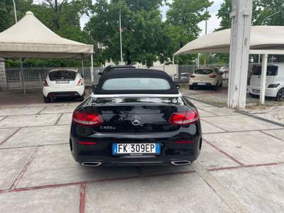 Mercedes-Benz Classe C Mercedes C 220 D CABRIO Auto tenuta benne unico proprietario allestimento AMG Nero usata Cinisello Balsamo