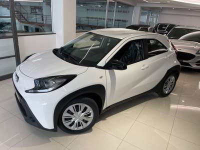 Toyota Aygo 1.0 VVT-i 72 CV Active PRONTA CONSEGNA Bianco usata Sant'Antonio Abate