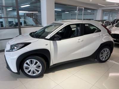 Toyota Aygo 1.0 VVT-i 72 CV Active PRONTA CONSEGNA Bianco usata Sant'Antonio Abate