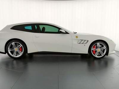 Ferrari GTC4 LUSSO GTC4Lusso T Bianco usata Corciano