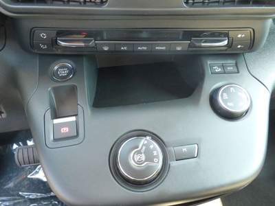 Citroen Berlingo PureTech 130 Stop&Start EAT8 XL Shine Grigio usata Castelnuovo Rangone