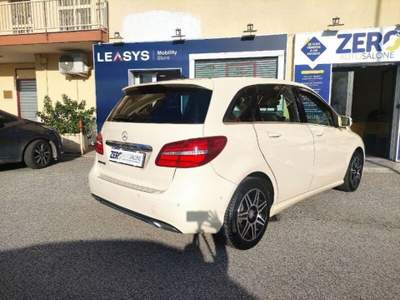 Mercedes-Benz Classe B B 180 d Automatic Sport Beige usata San Nicola la Strada