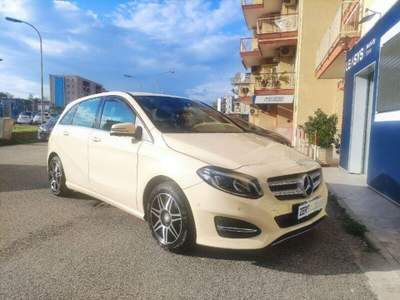 Mercedes-Benz Classe B B 180 d Automatic Sport Beige usata San Nicola la Strada