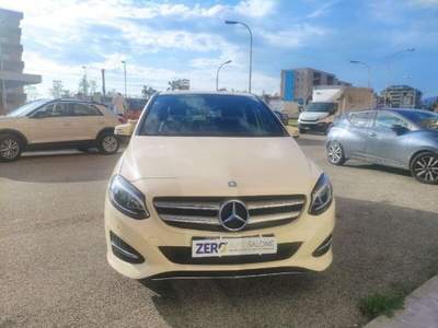 Mercedes-Benz Classe B B 180 d Automatic Sport Beige usata San Nicola la Strada