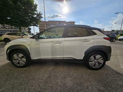 Hyundai Kona Kona EV 64 kWh XPrime Bianco usata San Nicola la Strada