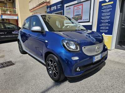 Smart ForFour forfour 70 1.0 Passion Blu/Azzurro usata San Nicola la Strada