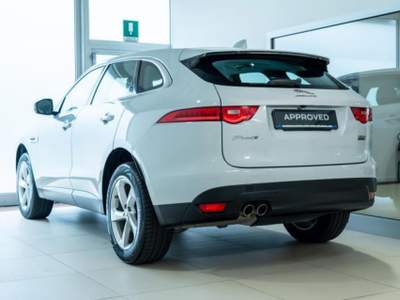 Jaguar F-Pace 2.0 D 180 CV AWD aut. Prestige Bianco usata Padova