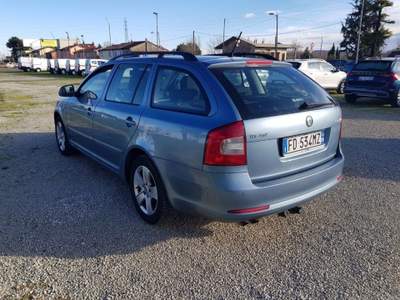 Skoda Octavia 1.6 TDI CR F.AP. 4x4 Wagon Ambition Blu/Azzurro usata Rimini