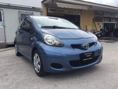 Toyota Aygo 1.0 12V VVT-i 3 porte Blu/Azzurro usata Quarto
