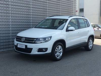 Volkswagen Tiguan 2.0 TDI 110 CV Cross BlueMotion Technology Bianco usata Modena