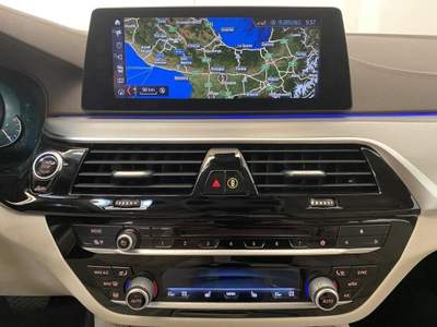 BMW Serie 5 524d d Touring xdrive Luxury auto Blu/Azzurro usata Carpi