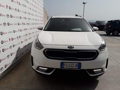 Kia Niro 1.6 GDi DCT HEV STYLE Bianco usata Cagliari