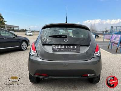 Lancia Ypsilon 1.2 69cv 5p Gold Grigio usata Pollena Trocchia