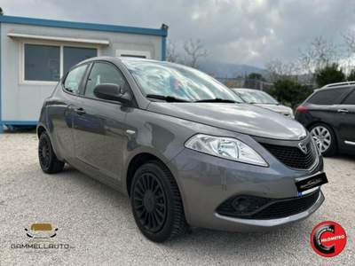 Lancia Ypsilon 1.2 69cv 5p Gold Grigio usata Pollena Trocchia