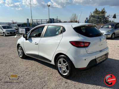 Renault Clio 1.2 75cv 5p Wave Bianco usata Pollena Trocchia