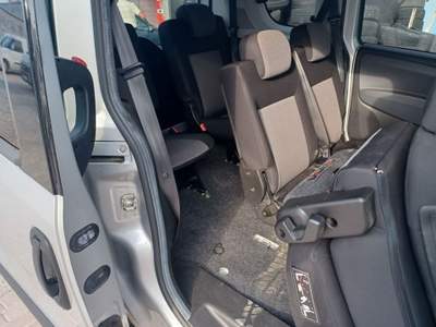 Fiat Doblò Doblò 1.6 MJT 16V 90CV Easy Argento usata Castelnuovo Rangone
