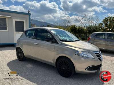 Lancia Ypsilon 1.3 mjt 95cv 5p S&S Gold Oro usata Pollena Trocchia