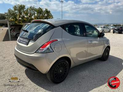 Lancia Ypsilon 1.3 mjt 95cv 5p S&S Gold Oro usata Pollena Trocchia
