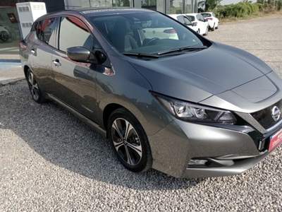 Nissan Leaf N-Connecta 40 kWh Grigio usata San Martino Siccomario