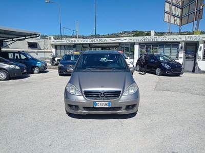 Mercedes-Benz Classe A CDI Avantgarde Grigio usata Napoli