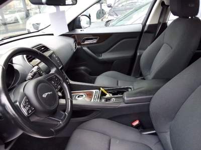 Jaguar F-Pace 2.0 D 180 CV AWD aut. Pure Blu/Azzurro usata Scarperia e San Piero