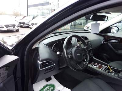 Jaguar F-Pace 2.0 D 180 CV AWD aut. Pure Blu/Azzurro usata Scarperia e San Piero