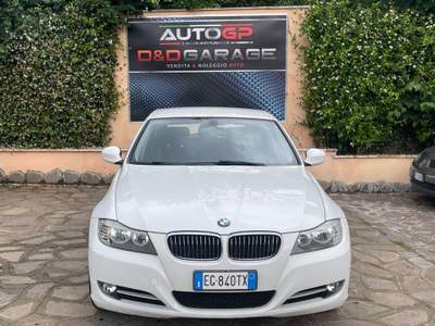 BMW Serie 3 318i Bmw 318 318i cat Touring Eletta Bianco usata Roma