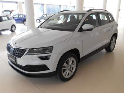 Skoda Karoq 1.6 TDI SCR DSG Executive Bianco usata Rubiera