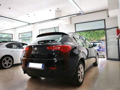 Alfa Romeo Giulietta 1.6 JTDm-2 105 CV Distinctive Grigio usata Palermo