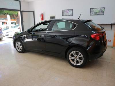 Alfa Romeo Giulietta 1.6 JTDm-2 105 CV Distinctive Grigio usata Palermo