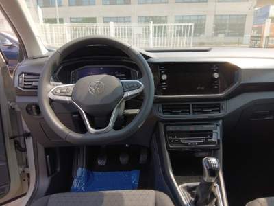 Volkswagen T-Cross 1.0 TSI 110 CV Life Bianco usata Castelnuovo Rangone