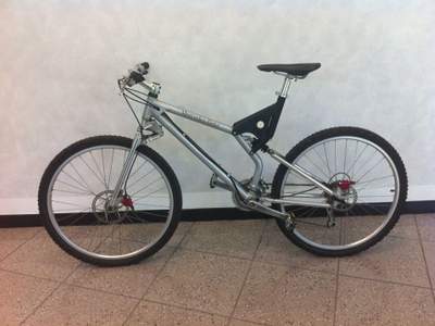 Mercedes-Benz CLS Bicicletta Mercedes Shimano Nexave Stx Rc Megarang Bianco usata Bolzano