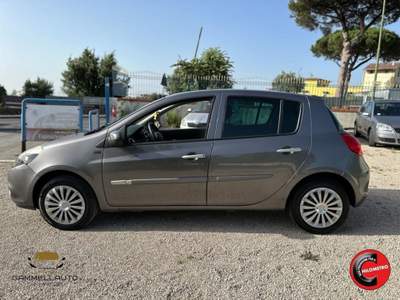 Renault Clio 1.2 5p Yahoo! 75cv Grigio usata Pollena Trocchia