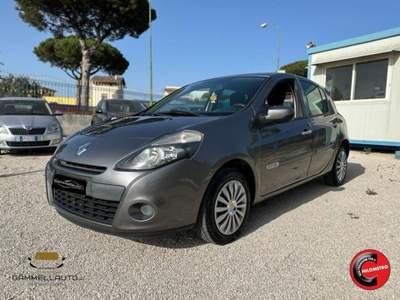 Renault Clio 1.2 5p Yahoo! 75cv Grigio usata Pollena Trocchia