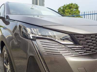 Peugeot 5008 BlueHDi 130 S&S EAT8 Allure Pack km.0!! Grigio usata GRASSOBBIO