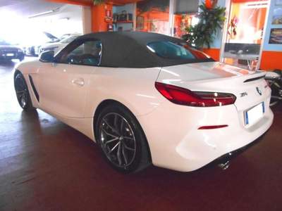 BMW Z4 20i SPORT+AUTOMATICA+CAPOTE JEANS e con iva 22%!!! Bianco usata Milano