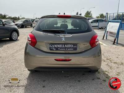 Peugeot 208 1.4 5p. Allure 68cv Beige usata Pollena Trocchia