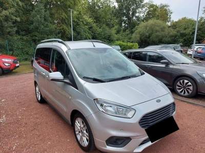 Ford Tourneo Courier 1.0 EcoBoost 100 CV Titanium Argento usata Castelnuovo Rangone