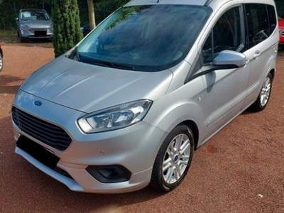 Ford Tourneo Courier 1.0 EcoBoost 100 CV Titanium Argento usata Castelnuovo Rangone
