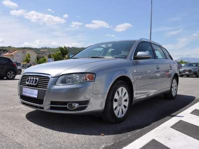 Audi A4 2.0 16V TDI Avant Argento usata Sant'Angelo in Pontano
