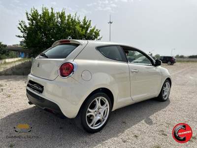 Alfa Romeo MiTo 1.4 M.air Progression 135cv Bianco usata Pollena Trocchia