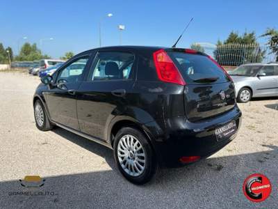 Fiat Punto 1.2 5p Street 69cv Nero usata Pollena Trocchia