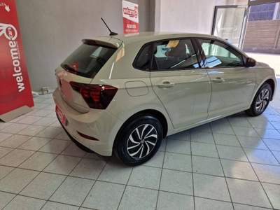 Volkswagen Polo 1.0 evo Life 80cv Grigio usata Sassari
