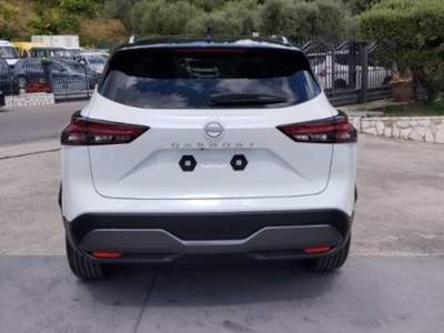 Nissan Qashqai 1.3 mhev N-Connecta 2wd 158cv xtronic usata Gioia Sannitica