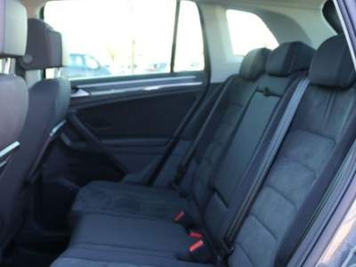 Volkswagen Tiguan 2.0 TDI SCR DSG R-Line Grigio usata Castelnuovo Rangone