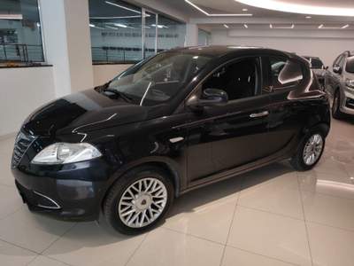 Lancia Ypsilon 1.2 69 CV 5 porte GPL GOLD Nero usata Sant'Antonio Abate