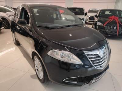 Lancia Ypsilon 1.2 69 CV 5 porte GPL GOLD Nero usata Sant'Antonio Abate