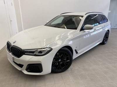 BMW Serie 5 524d d Touring mhev 48V xdrive Msport auto Bianco usata Carpi
