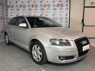 Audi A3 2.0 16V TDI Attraction Argento usata Settimo Torinese